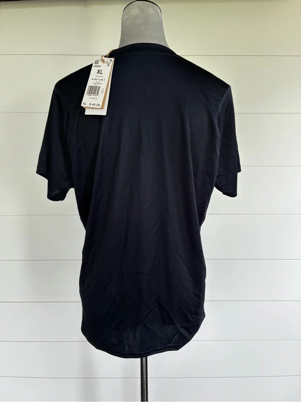 Adidas Parley Short-Sleeve Athletic Tee women’s Sz XL NWT/0241 - Picture 4 of 10